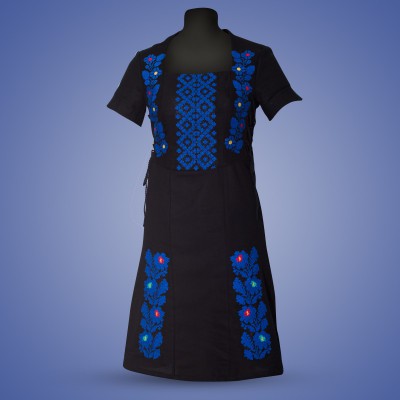 Embroidered dress "Traditional 5"